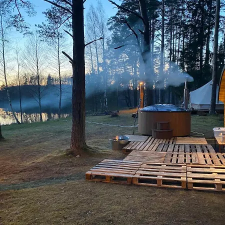 Luxussátor Saarjaerve Puhkemaja Glaemping *