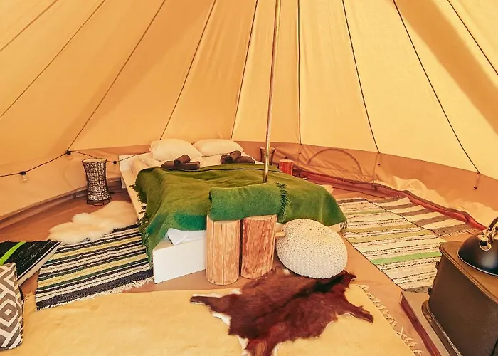 Luxury tent Saarjaerve Puhkemaja Glaemping *